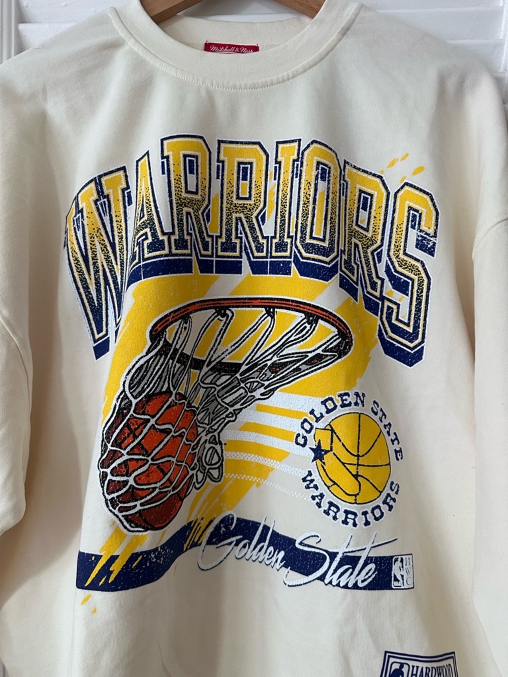 Mitchell & Ness Women’s Golden State Warriors NBA Brush Bucket Crew Sweatshirt - Picture 2 of 5